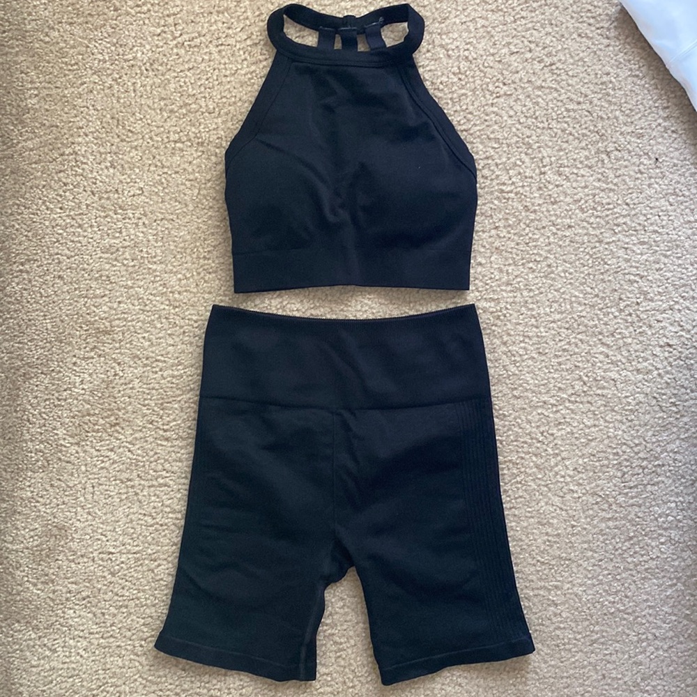 Fabletics black bra and shorts set